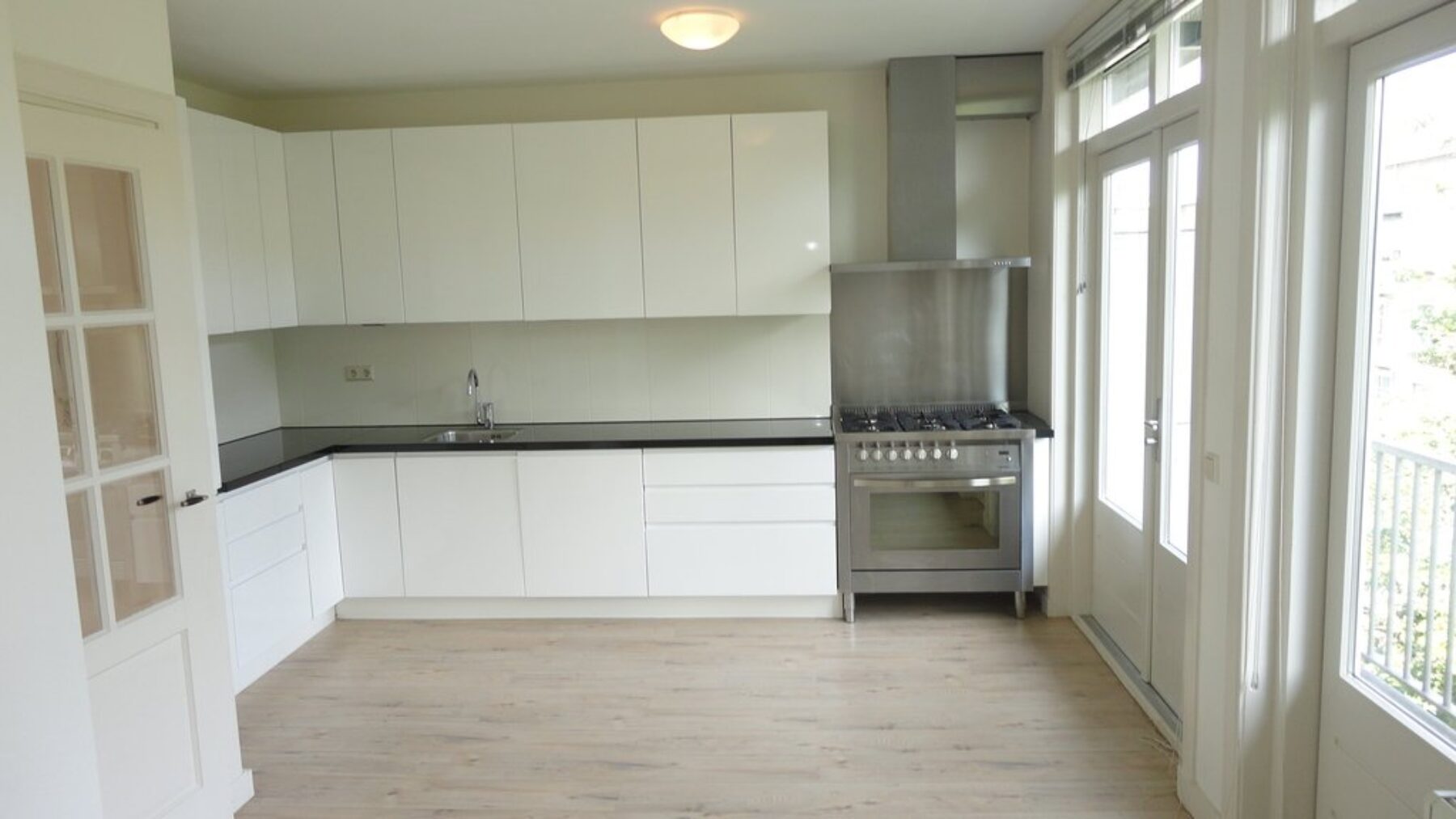 3 bedroom apartment for rent in Amsterdam Amsterdam