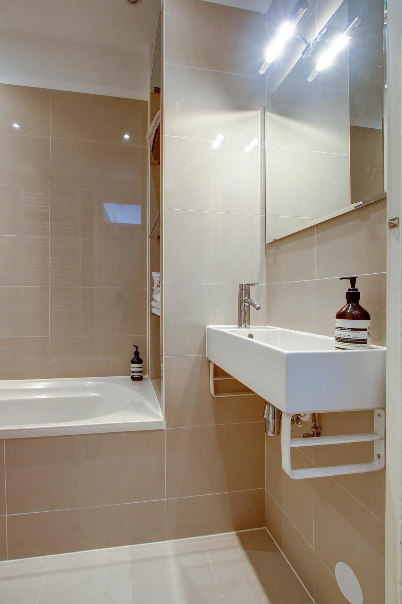 Appartement te huur Pieter Aertszstraat in Amsterdam voor € 2.350 Amsterdam