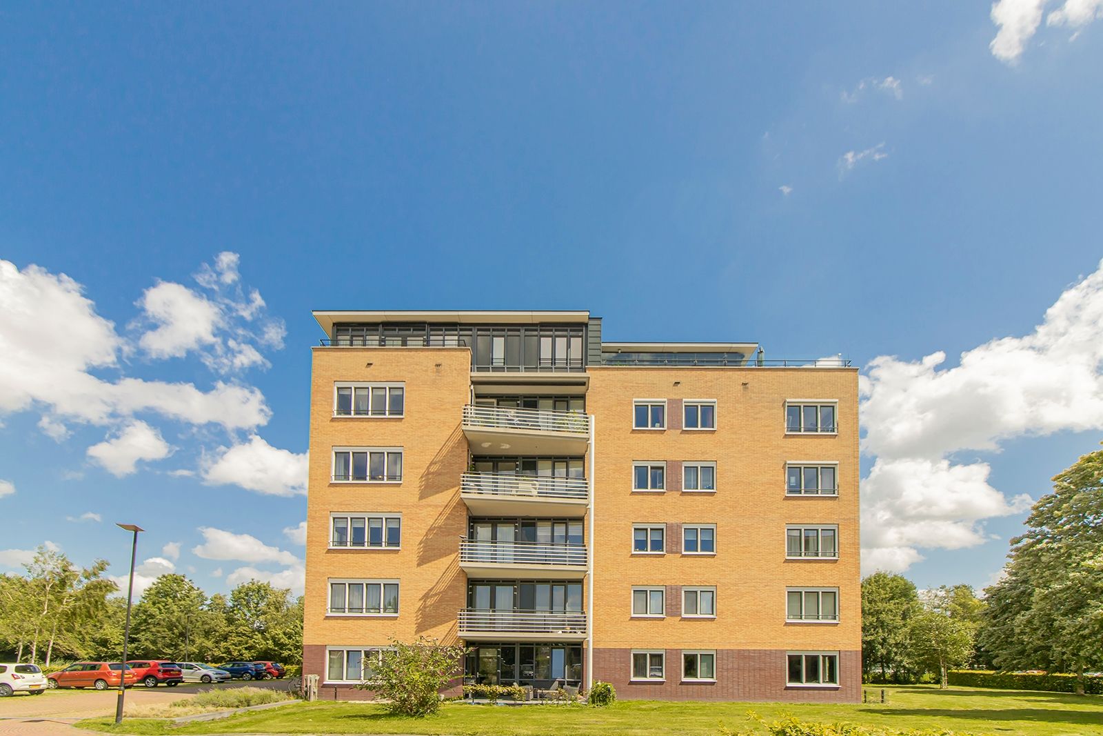 apartment for rent in Bergweg 38-B 3701JK Zeist Carré Zeist