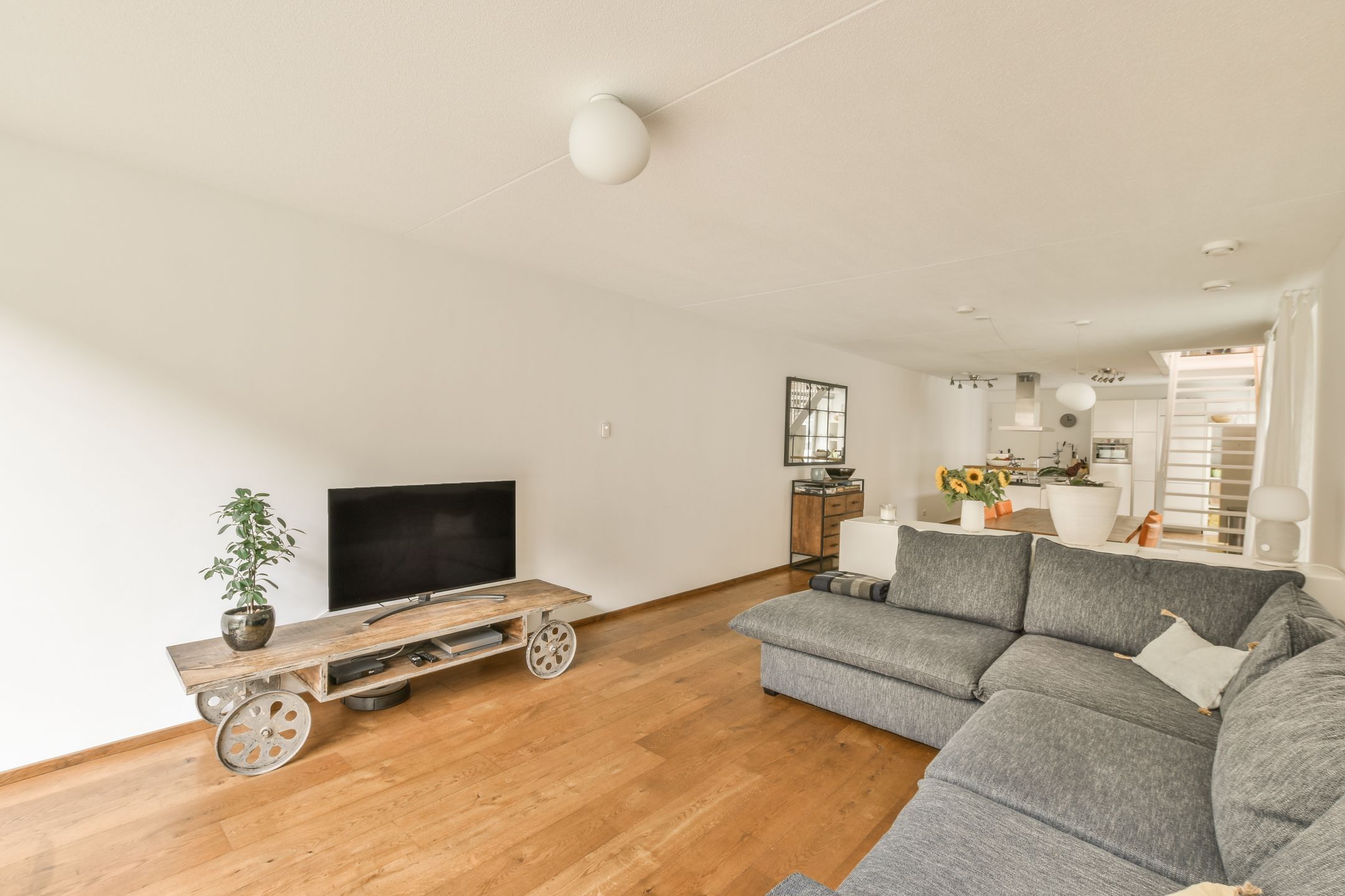 apartment for rent in Jan Wolkerslaan 621- 1112ZH Diemen Holland Park Diemen
