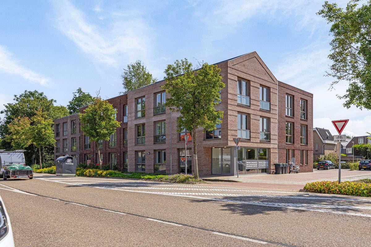 Appartement te huur Hoge Rijndijk in Zoeterwoude voor € 1.600