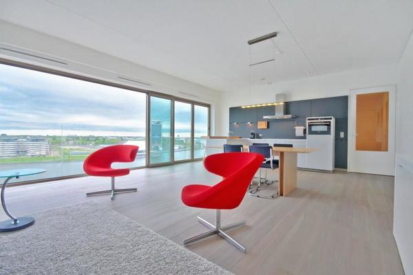 2 bedrooms Apartment Surface Area: 105m2 Amsterdam