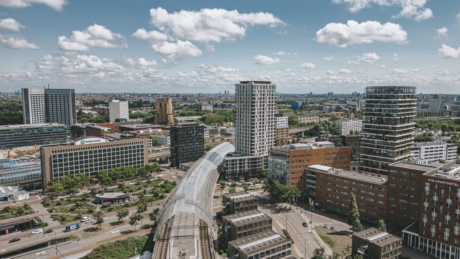 MVGM - Te huur: Lutonhof 310, amsterdam