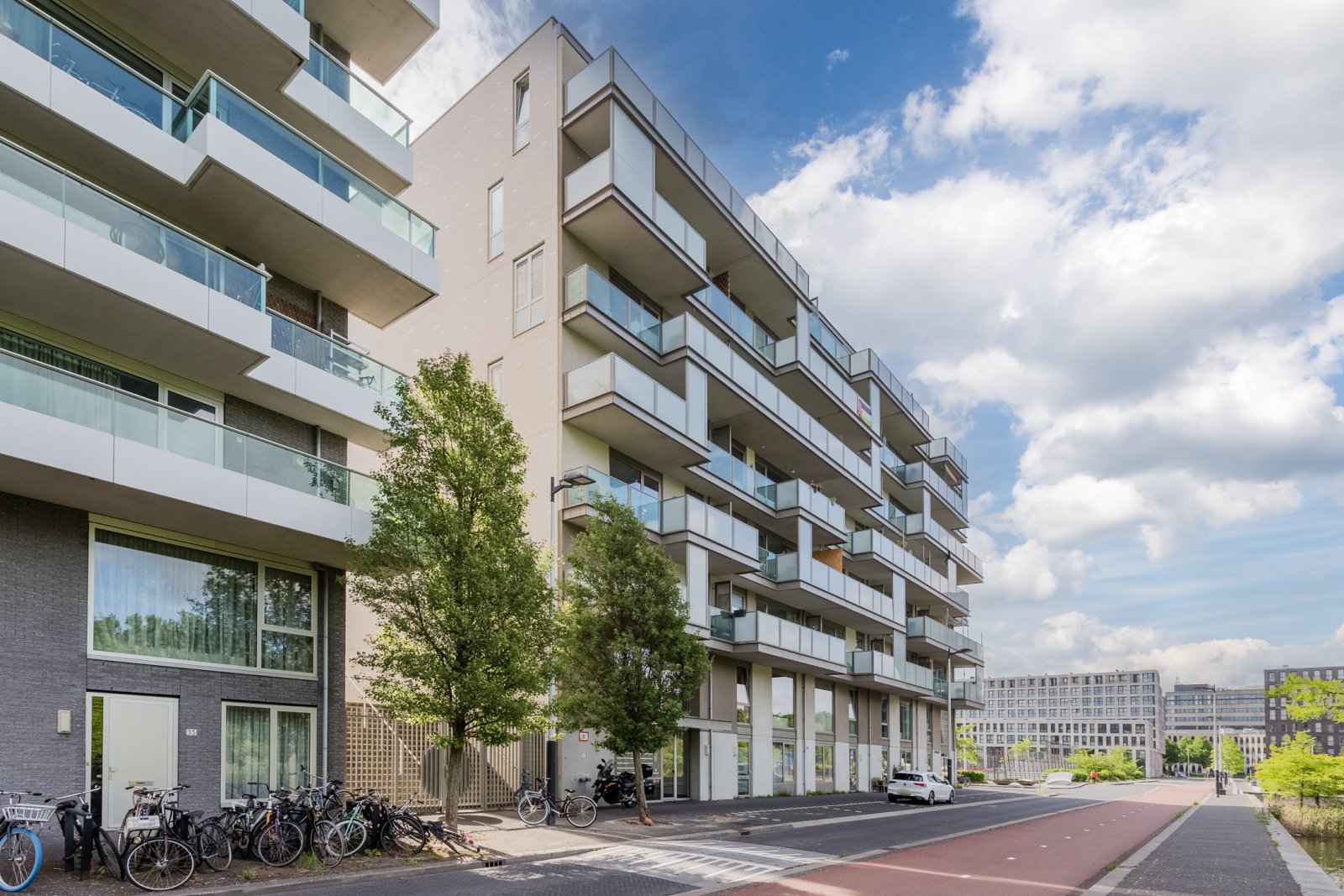 MVGM - Te huur: Wim van estlaan 13, amsterdam