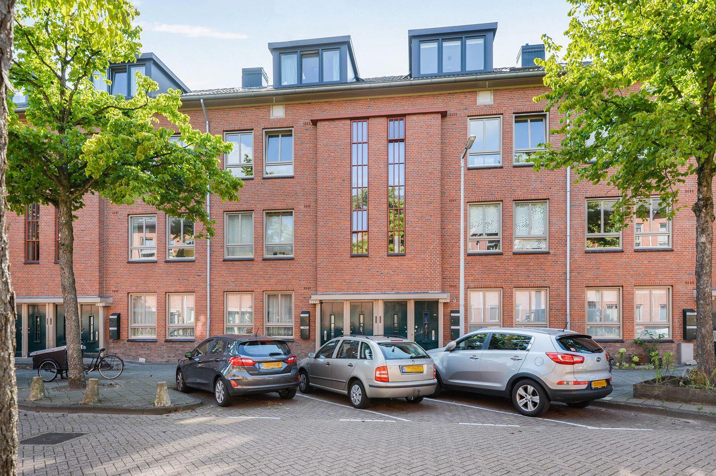 Joris van Andringastraat 25-2