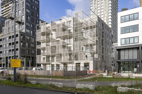 Appartement te huur Lutonhof in Amsterdam voor € 1.238