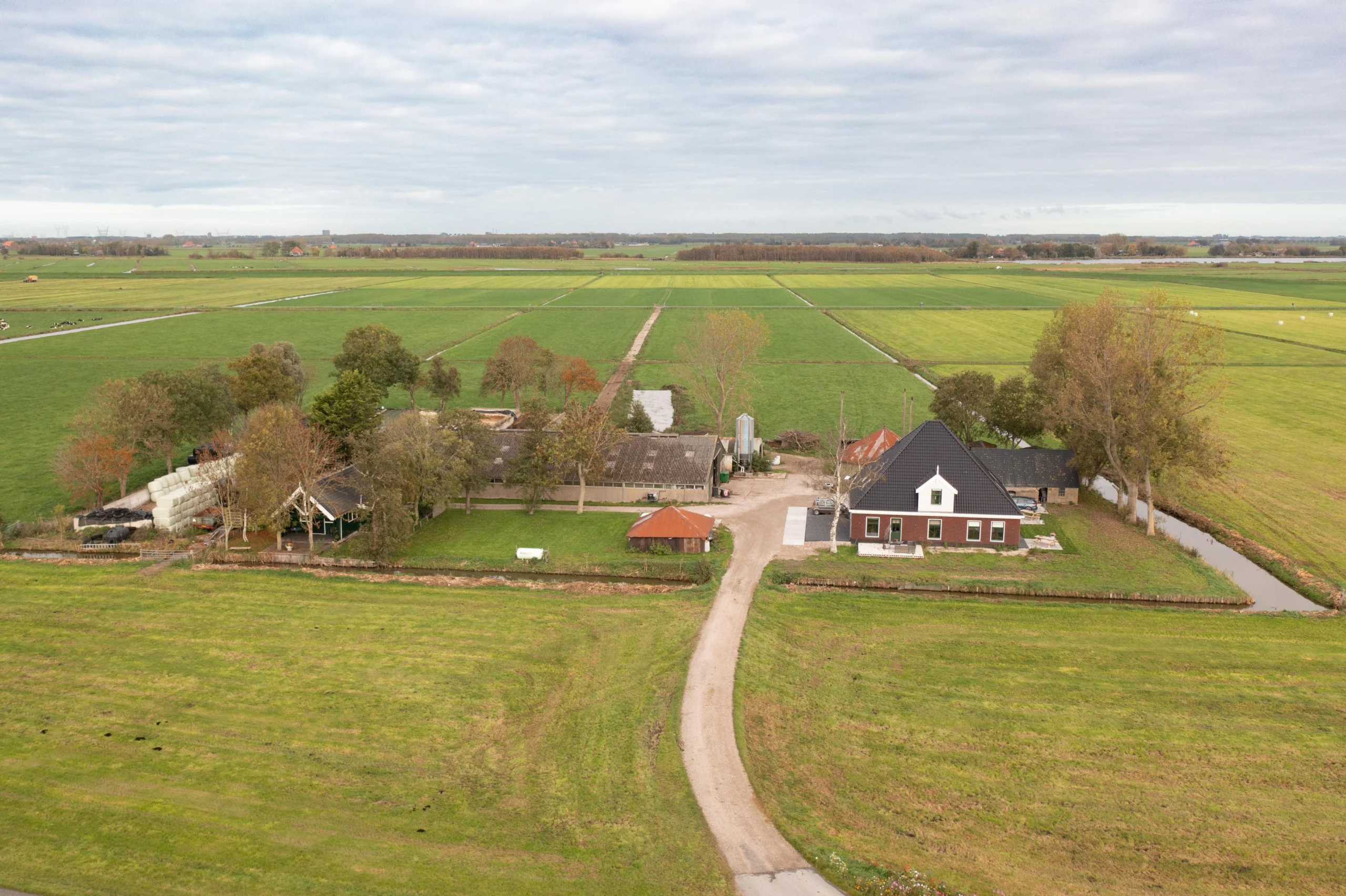 2 bedrooms Huurwoning Surface Area: 50m2