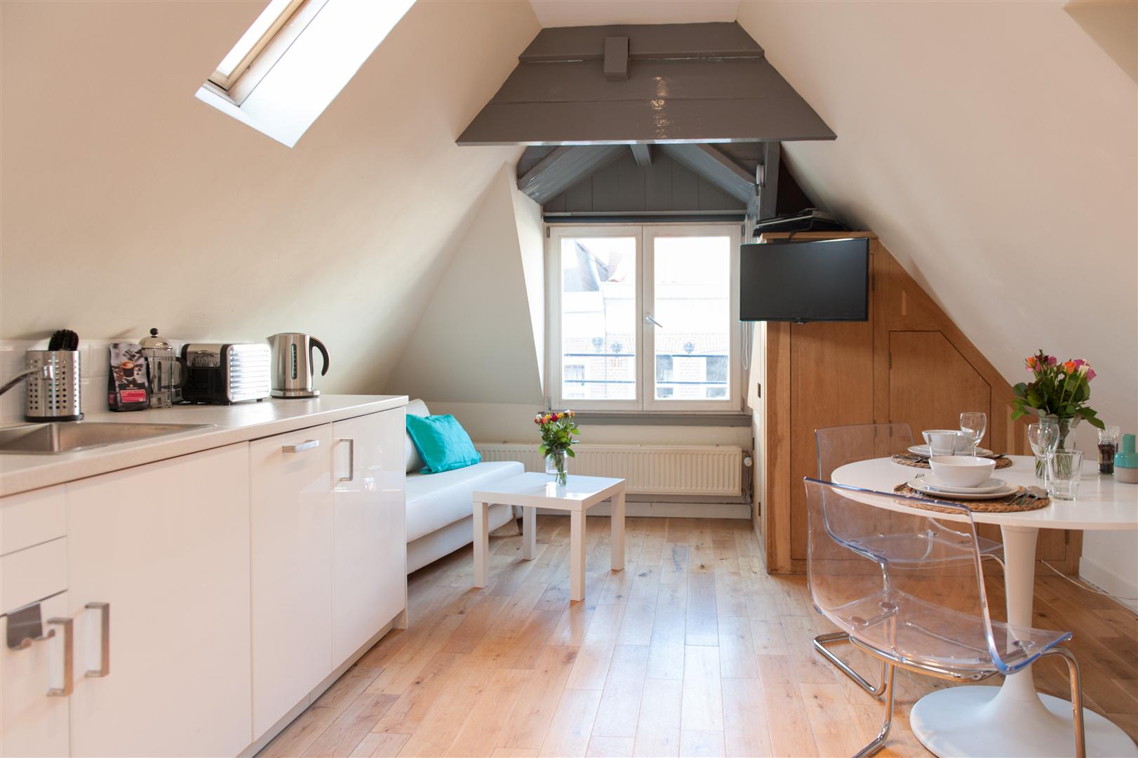 1 bedroom Apartment Surface Area: 40m2 Furnished Available from: 09-03-2026