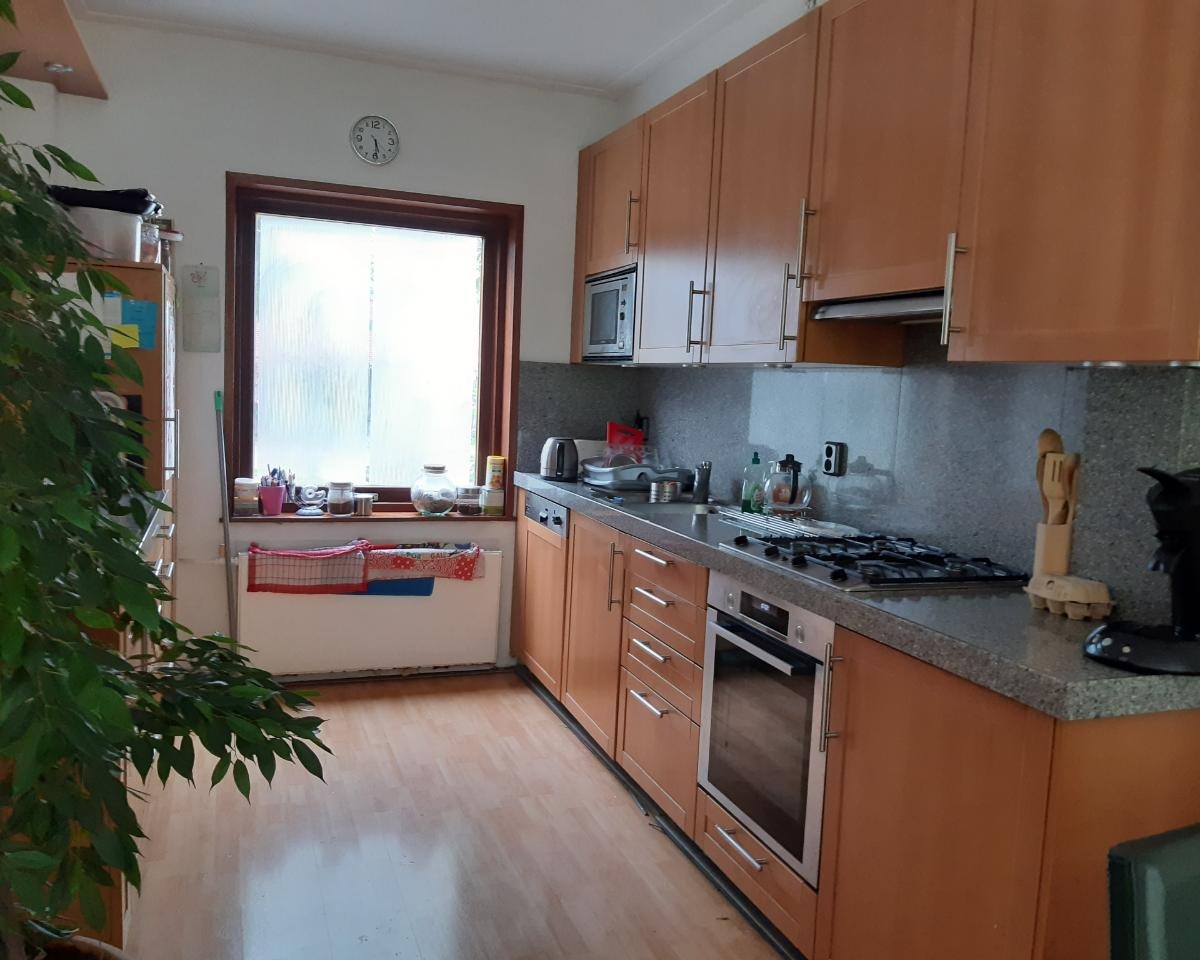 Housemate to share House with Garden