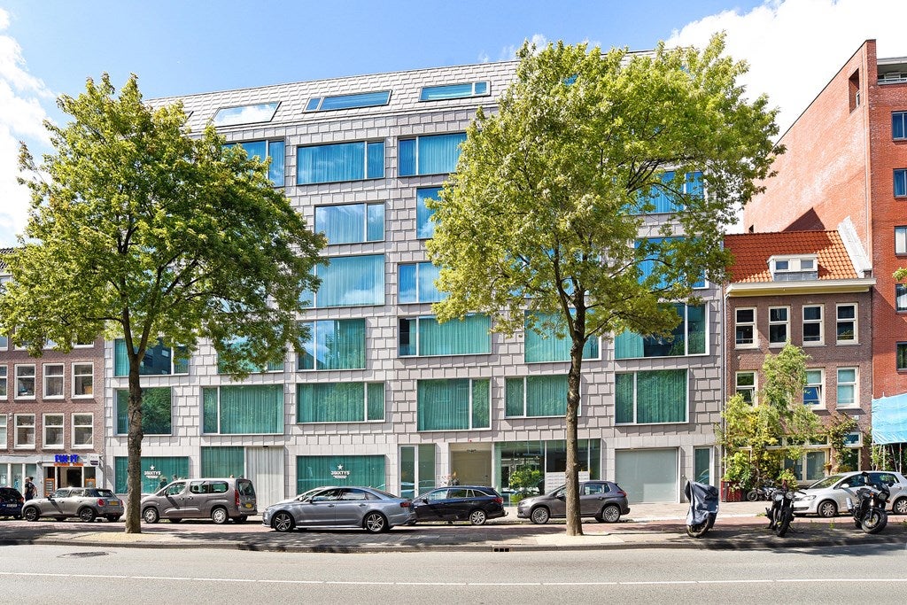 Appartement te huur Valkenburgerstraat in Amsterdam voor € 2.975 Amsterdam