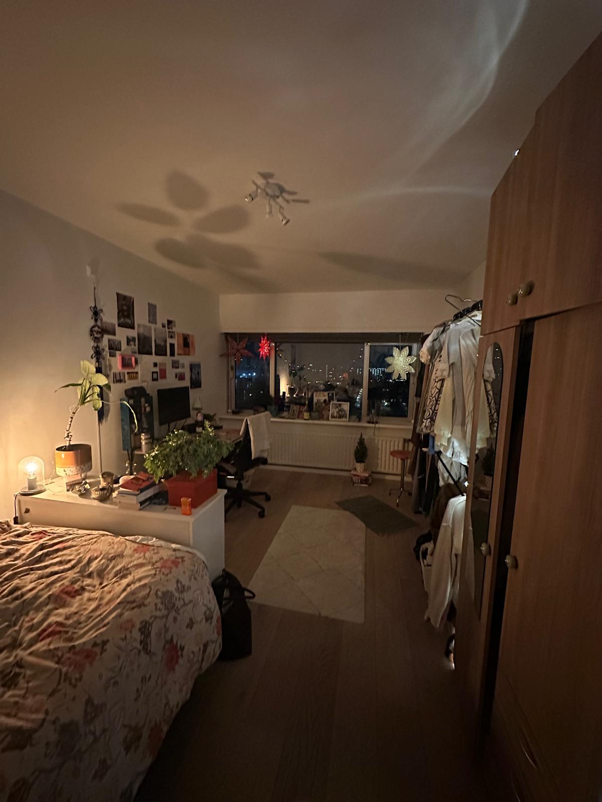 18m2 room in Buitenveldert, Van Leijenberghlaan