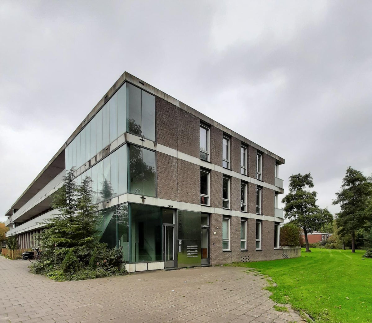 Te huur: Appartement Burgemeester Van Leeuwenlaan 114 C in Amsterdam