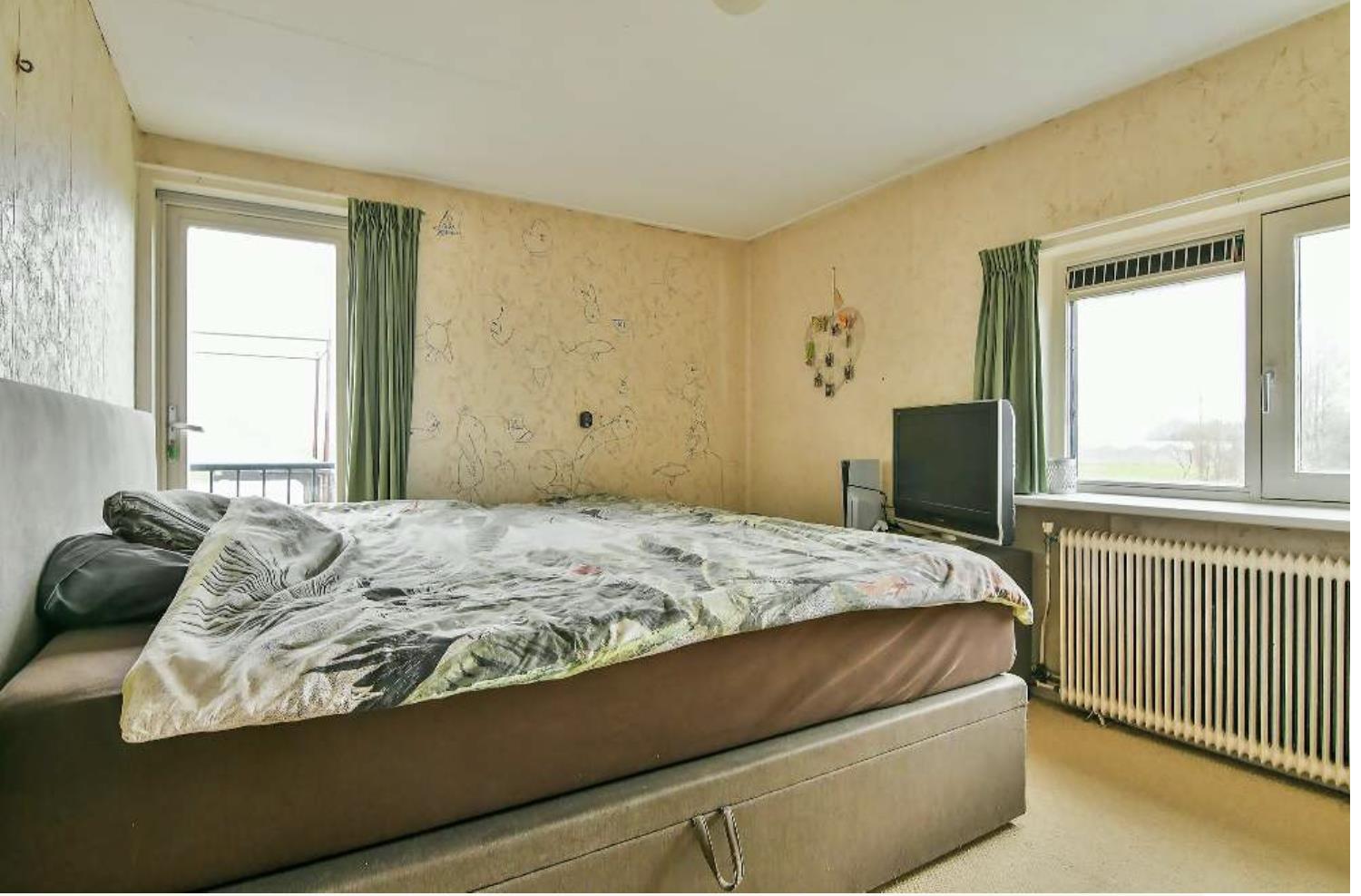 Fully furnished room next to Schiphol Amsterdam