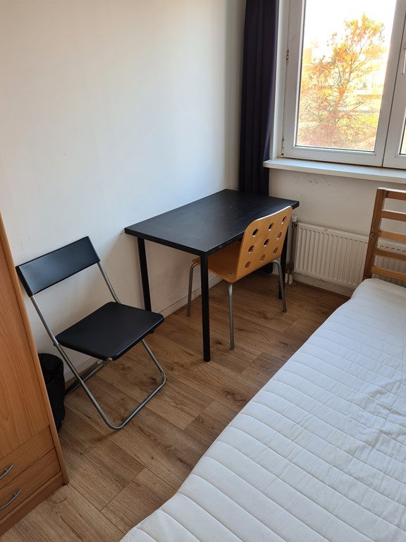 Kamer te huur Scherpenzeelstraat 189 in Amsterdam voor € 775
