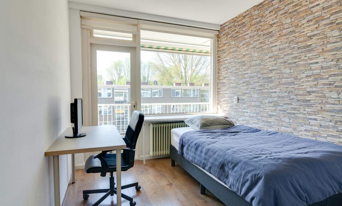 Room in Rotterdam, Vennecoolstraat