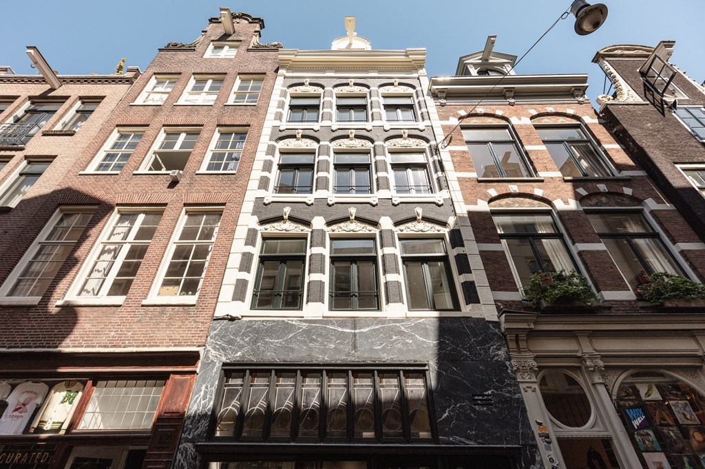 1 bedroom Surface Area: 50m2 Unfurnished