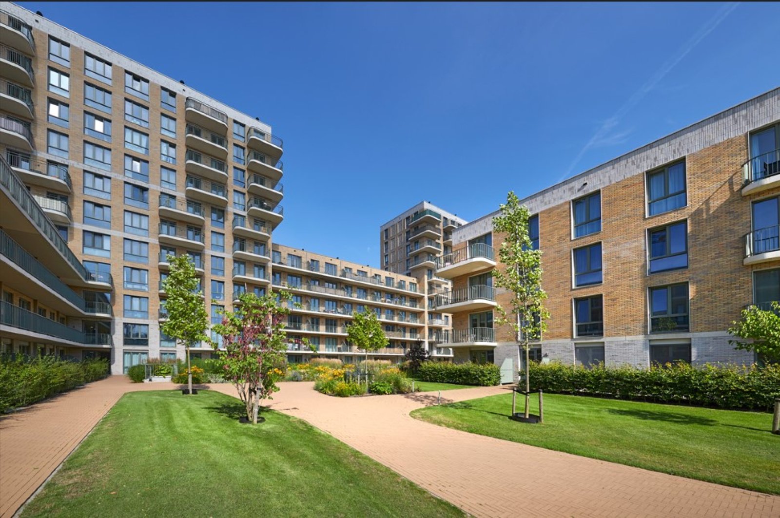 MVGM - Te huur: Develstein 610, amsterdam