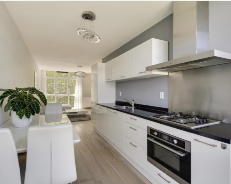 Room available female only!