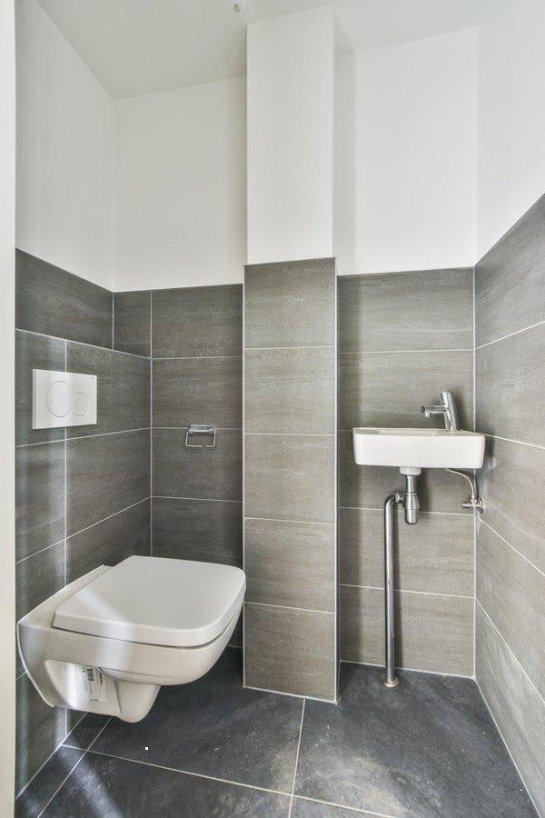 apartment at Kanaalstraat 70 2 1054XK Amsterdam