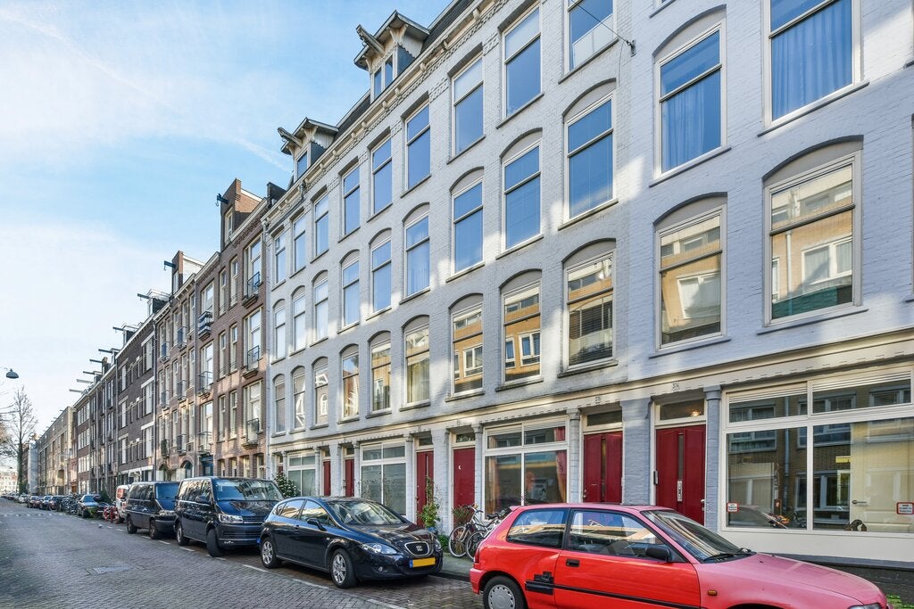 Appartement te huur Van Ostadestraat 378 H in Amsterdam voor € 2.300