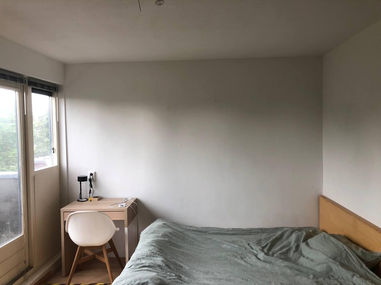 Studiokamer met eigen wc,badkamer en eigen balkon