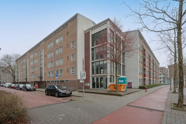 apartment at Aalbersestraat 102 1067GG Amsterdam