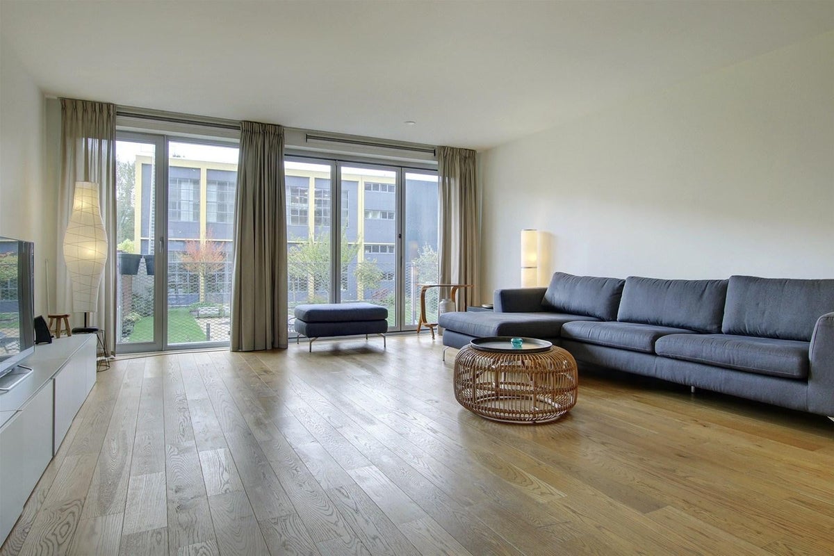 Te huur: Appartement Oudezijds Voorburgwal in Amsterdam