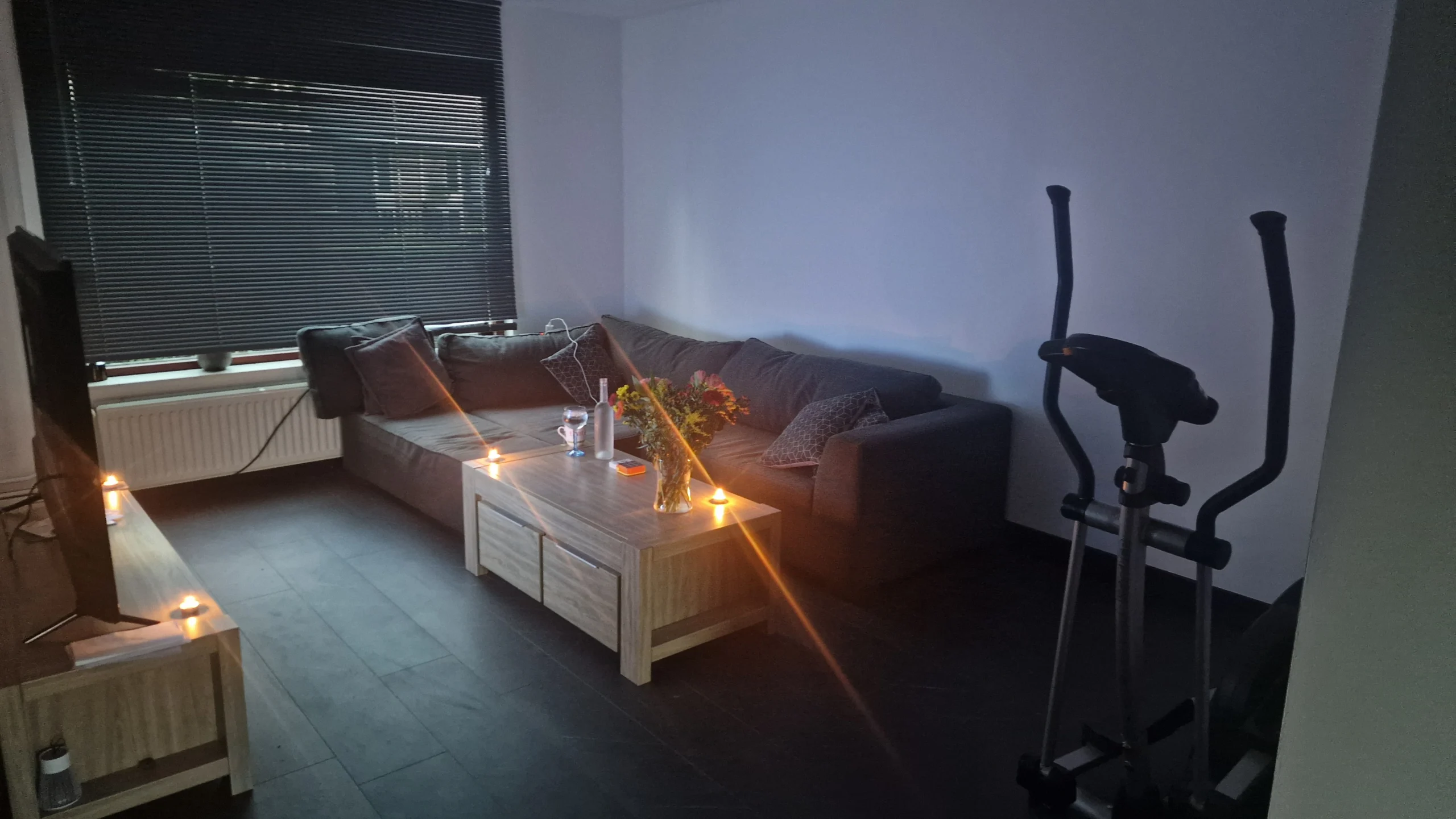 Kamer te huur in Almere Stad Gezellig huis + tuin