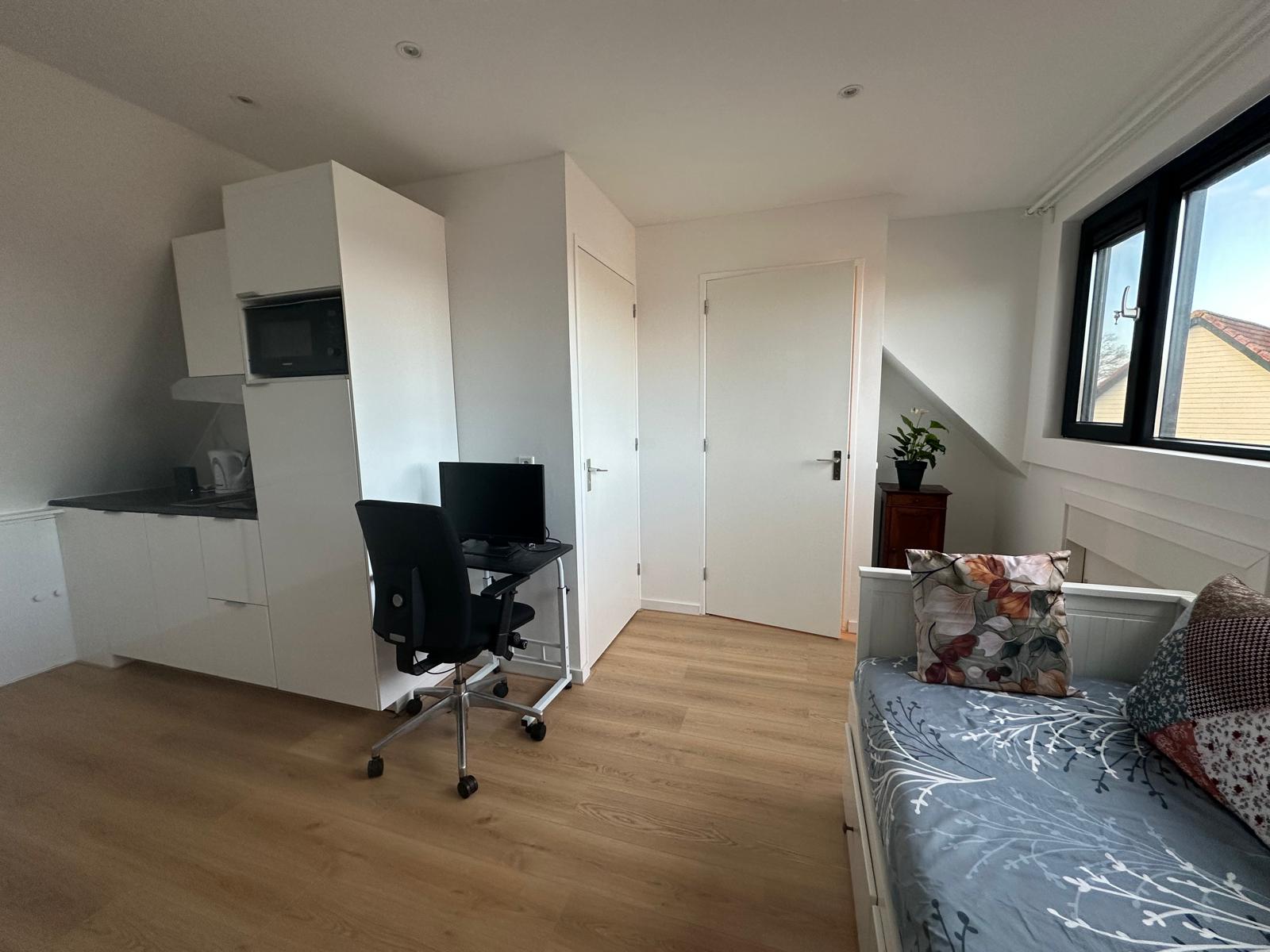 Studio Te Huur Oosterhoutstraat, Almere