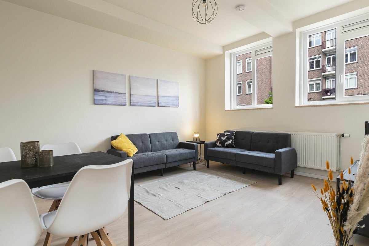 Appartement te huur Sara Burgerhartstraat in Amsterdam voor € 1.006