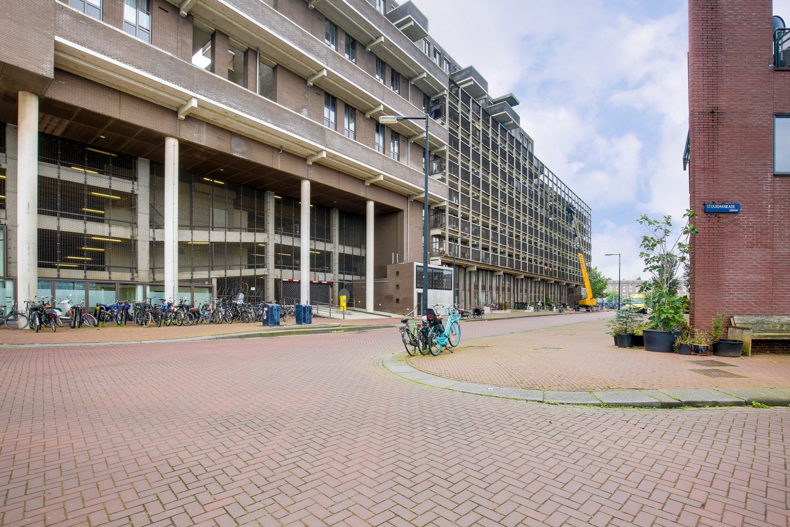 MVGM - Te huur: R.j.h. fortuynstraat 37, amsterdam