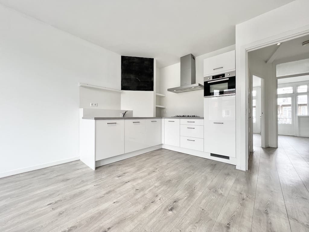 Apartment for rent in Rivierenbuurt, Amsterdam, Netherlands