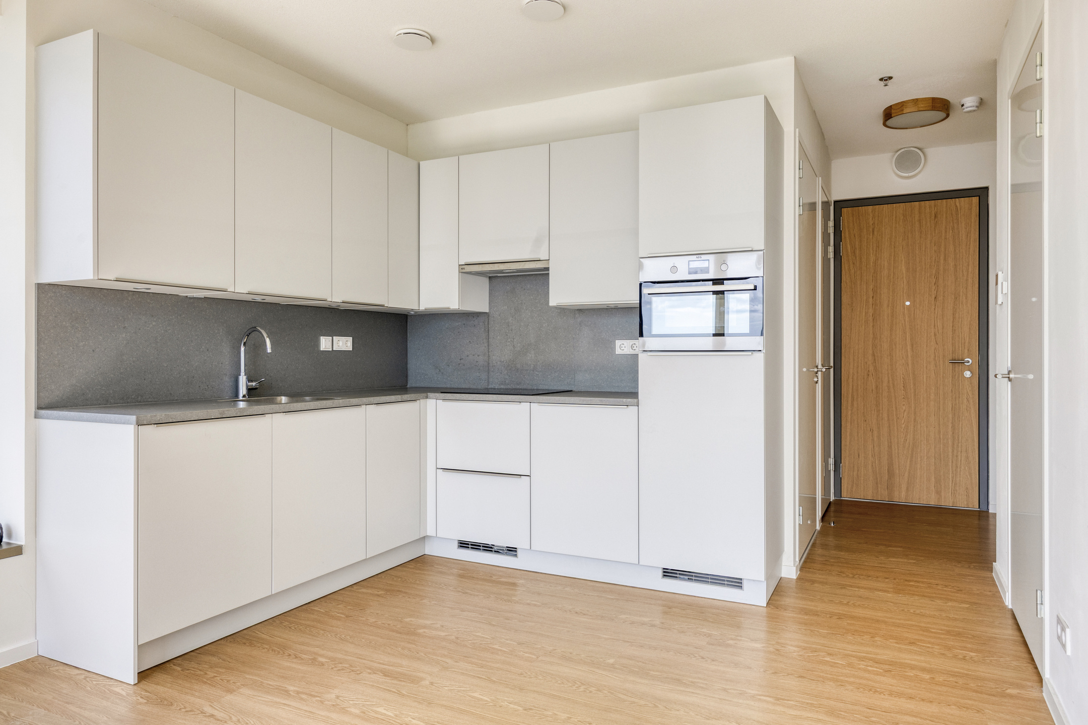 apartment at Bercylaan 597, 1031 KP Amsterdam, Netherlands