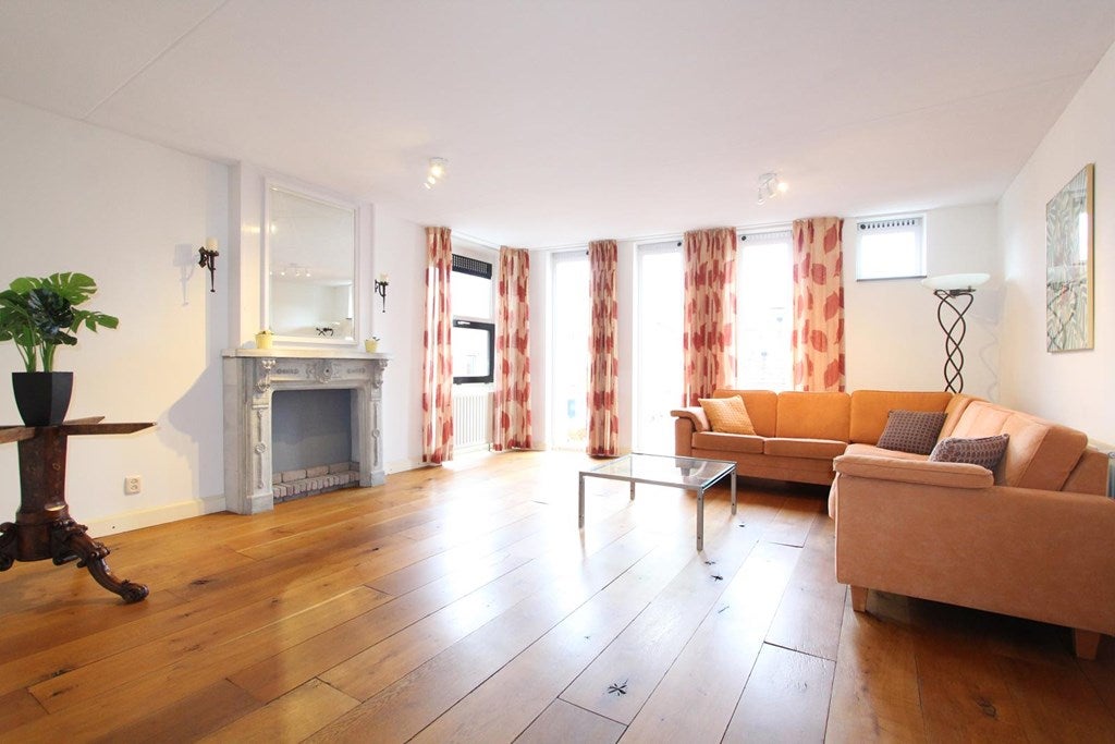 Huis te huur Dorpsstraat in Amstelveen voor € 2.200