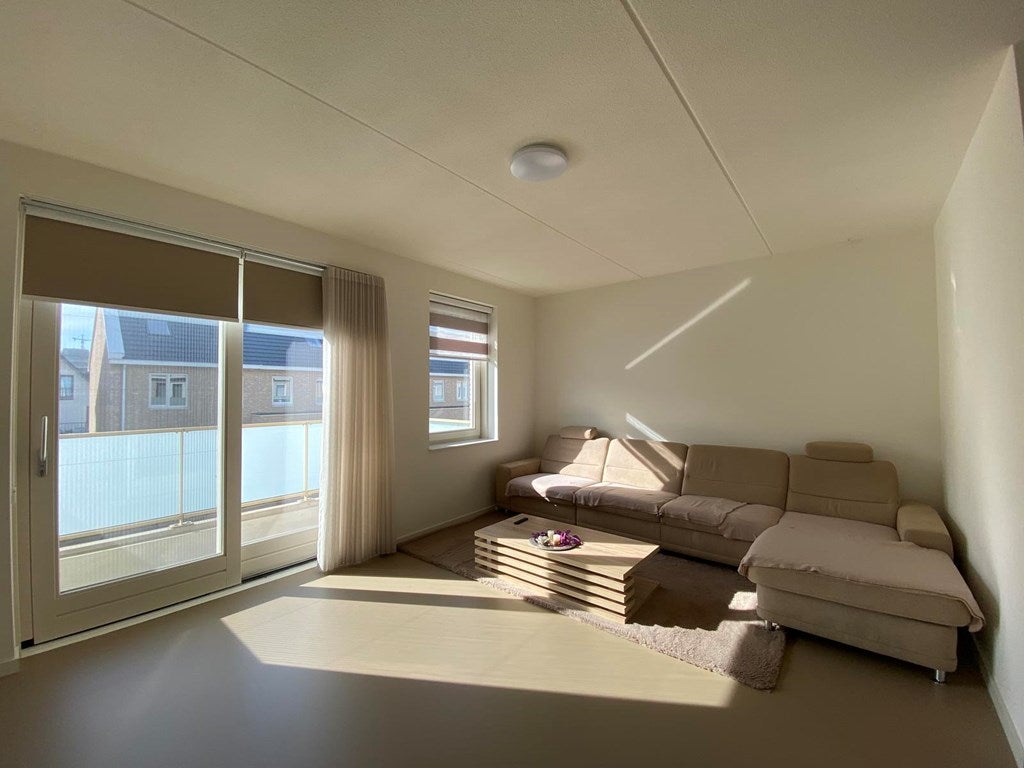 Huis te huur Jacques Lebrunstraat in Almere voor € 2.250
