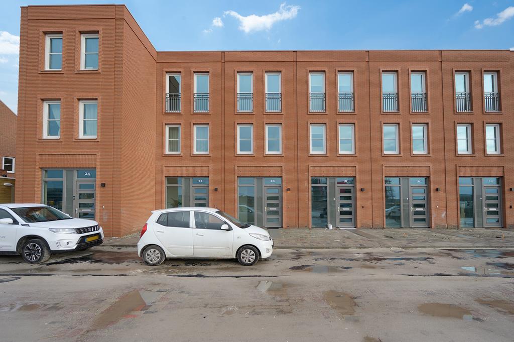 Huis te huur Letlandstraat in Almere voor € 2.250