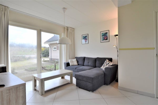 2 bedrooms House Surface Area: 100m2 Furnished