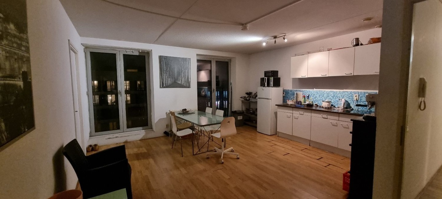 Te huur! Penthouse Kamer gemeubileerd Amsterdam