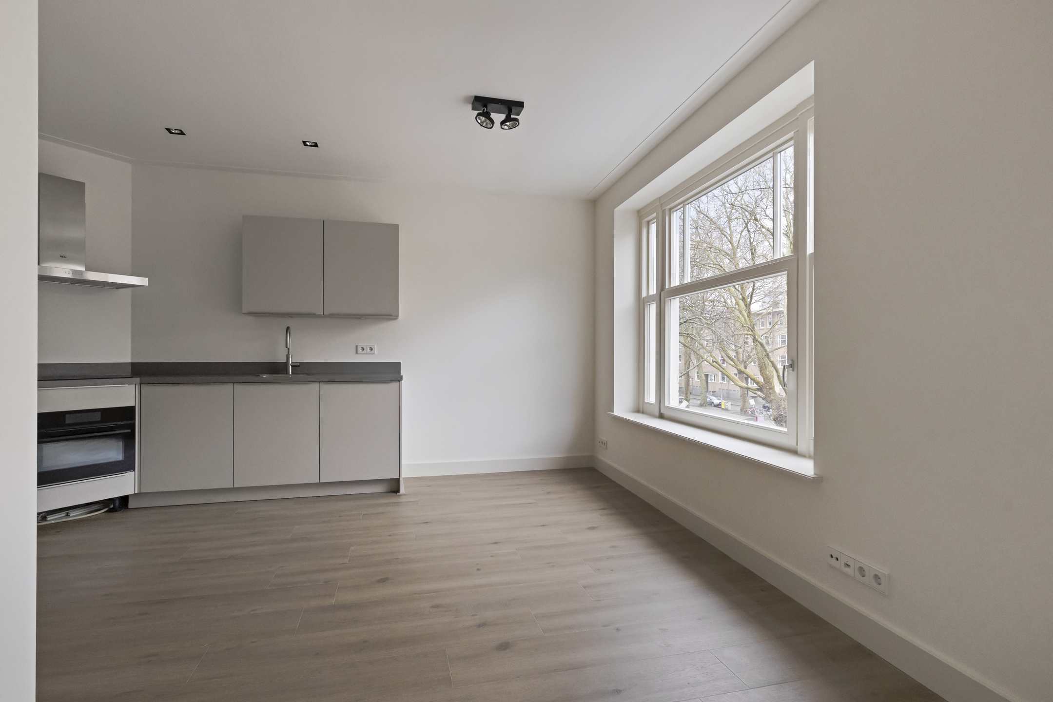 apartment at Willem de Zwijgerlaan 53 2, 1056 JE Amsterdam, Netherlands