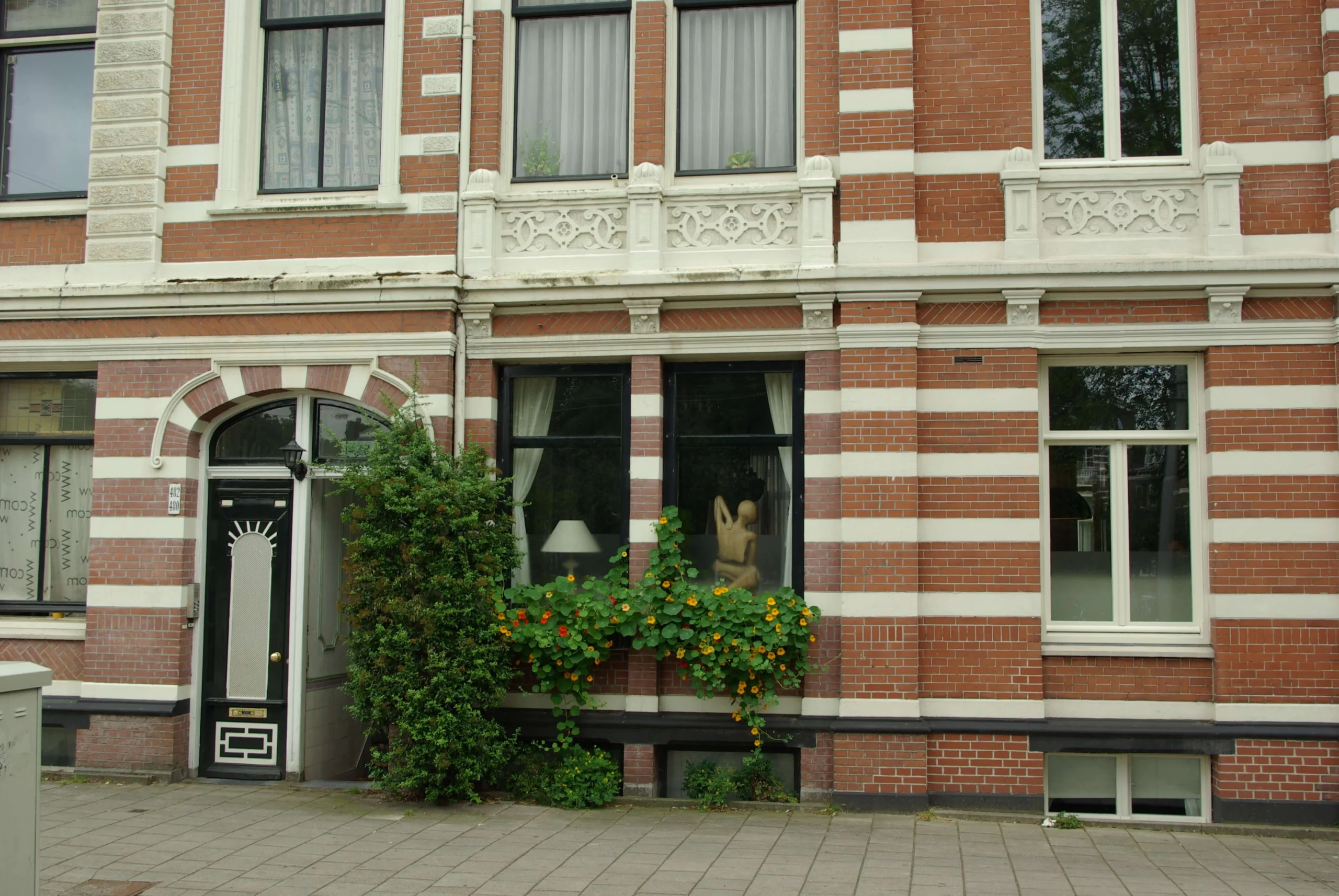 Amsterdam Sarphatistraat 5 room apartment