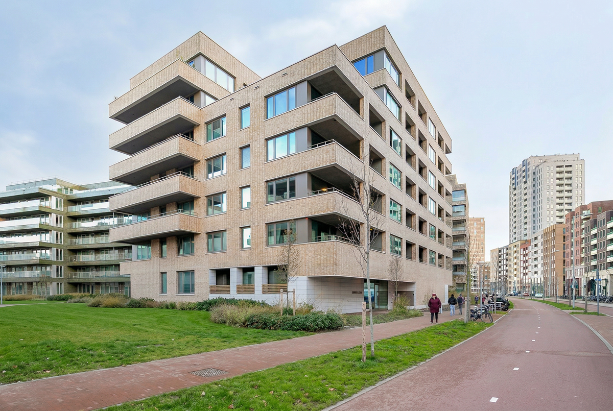 Appartement te huur Elzenhagensingel 202 in Amsterdam voor € 1.556