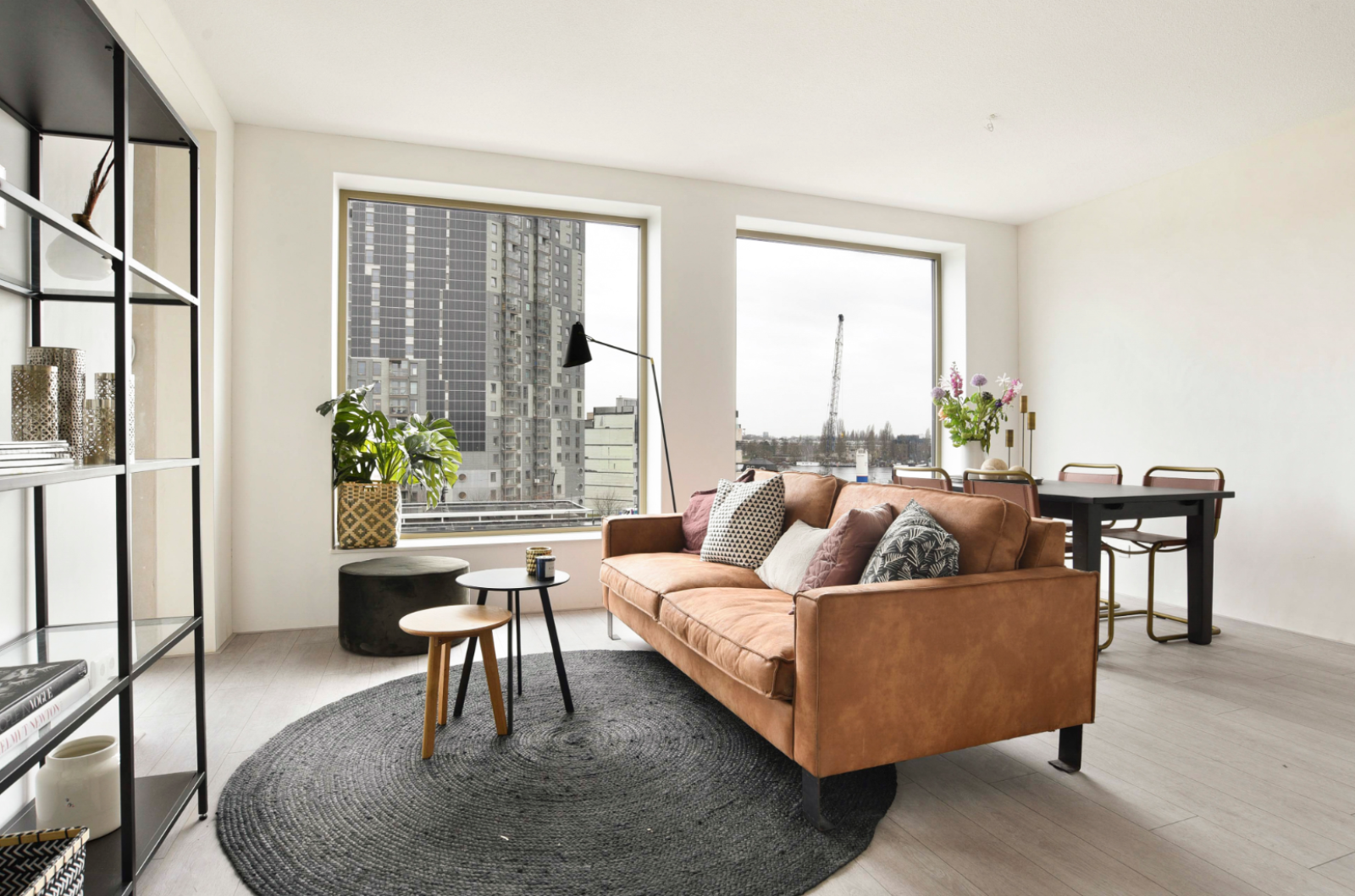 MVGM - Te huur: Lindenhoeveweg 5, amsterdam