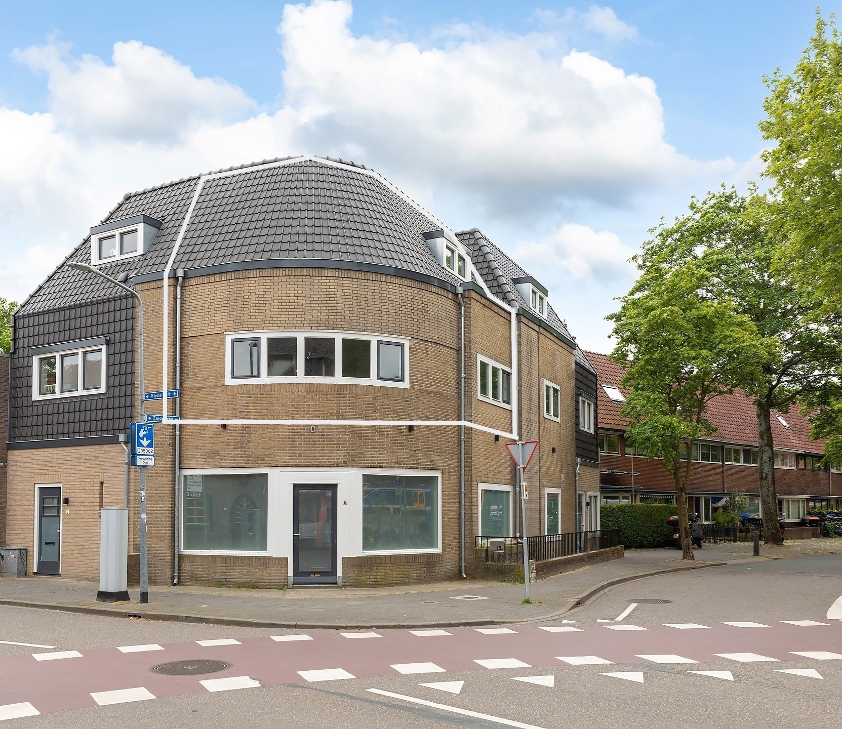 3 bedrooms Surface Area: 115m2 Hilversum