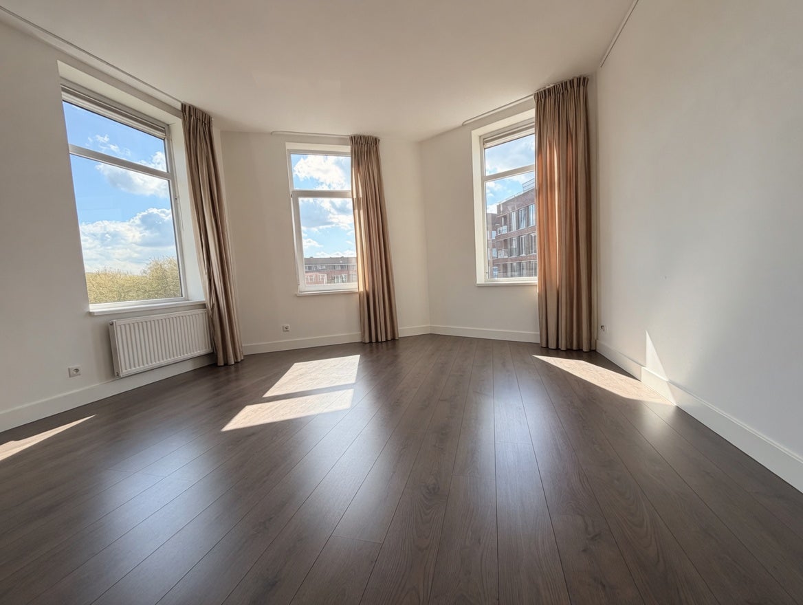 Appartement te huur Hilledijk 299 in Rotterdam voor € 1.000
