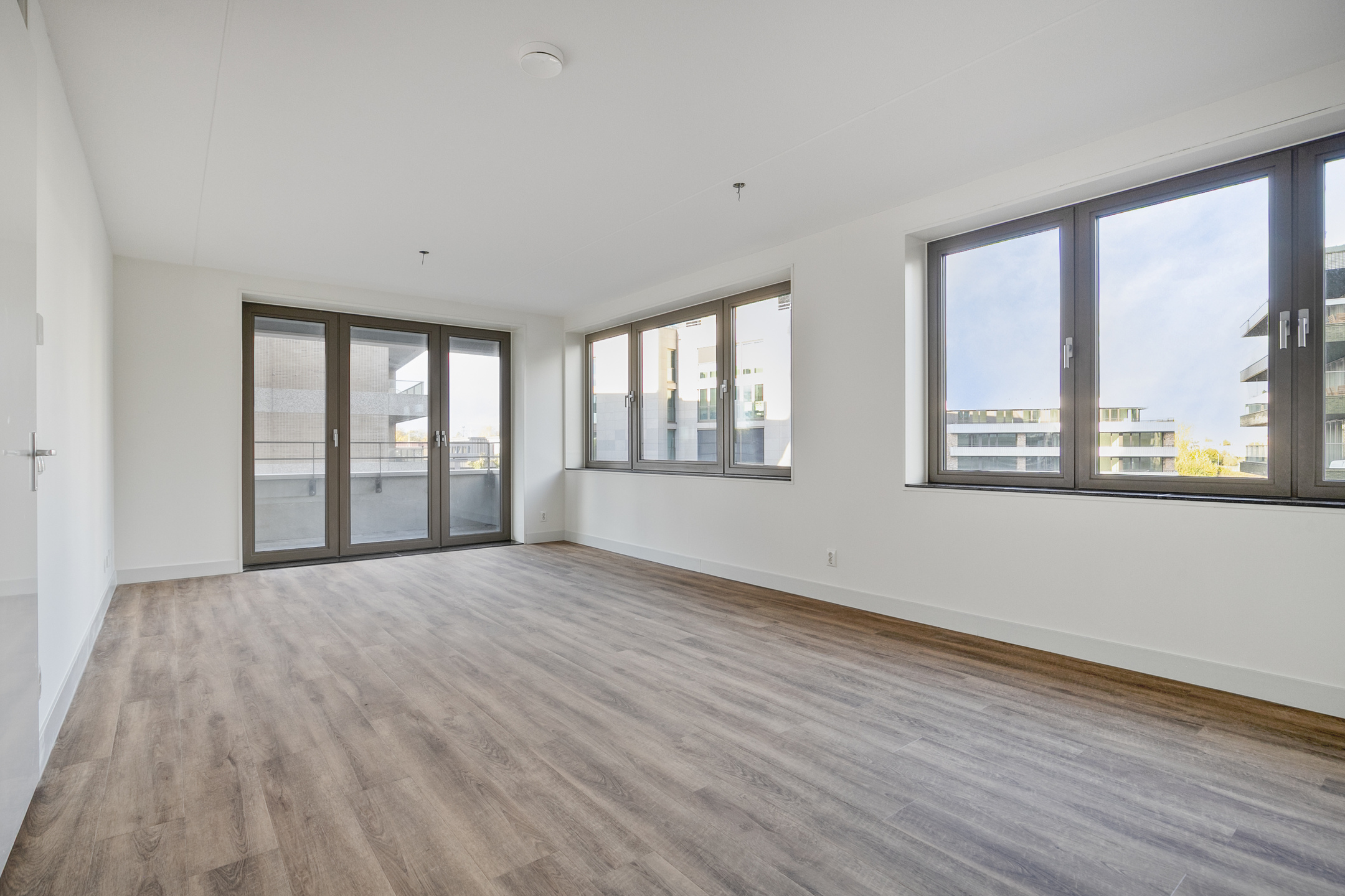 apartment at Elzenhagensingel 242, 1022 LA Amsterdam, Netherlands