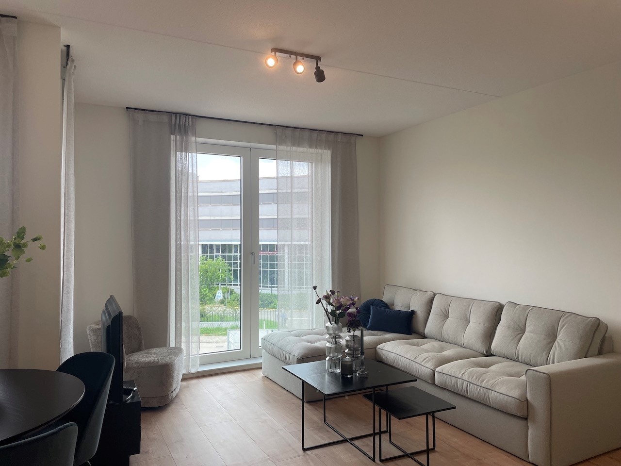 Te huur: Mies Van Der Rohestraat, 2132 HX Hoofddorp | VVA