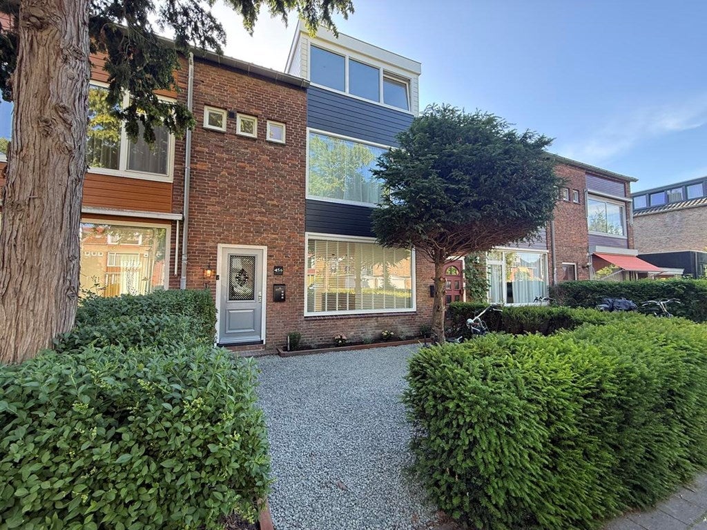 Huis te huur Rembrandtweg in Amstelveen voor € 4.650 Amstelveen