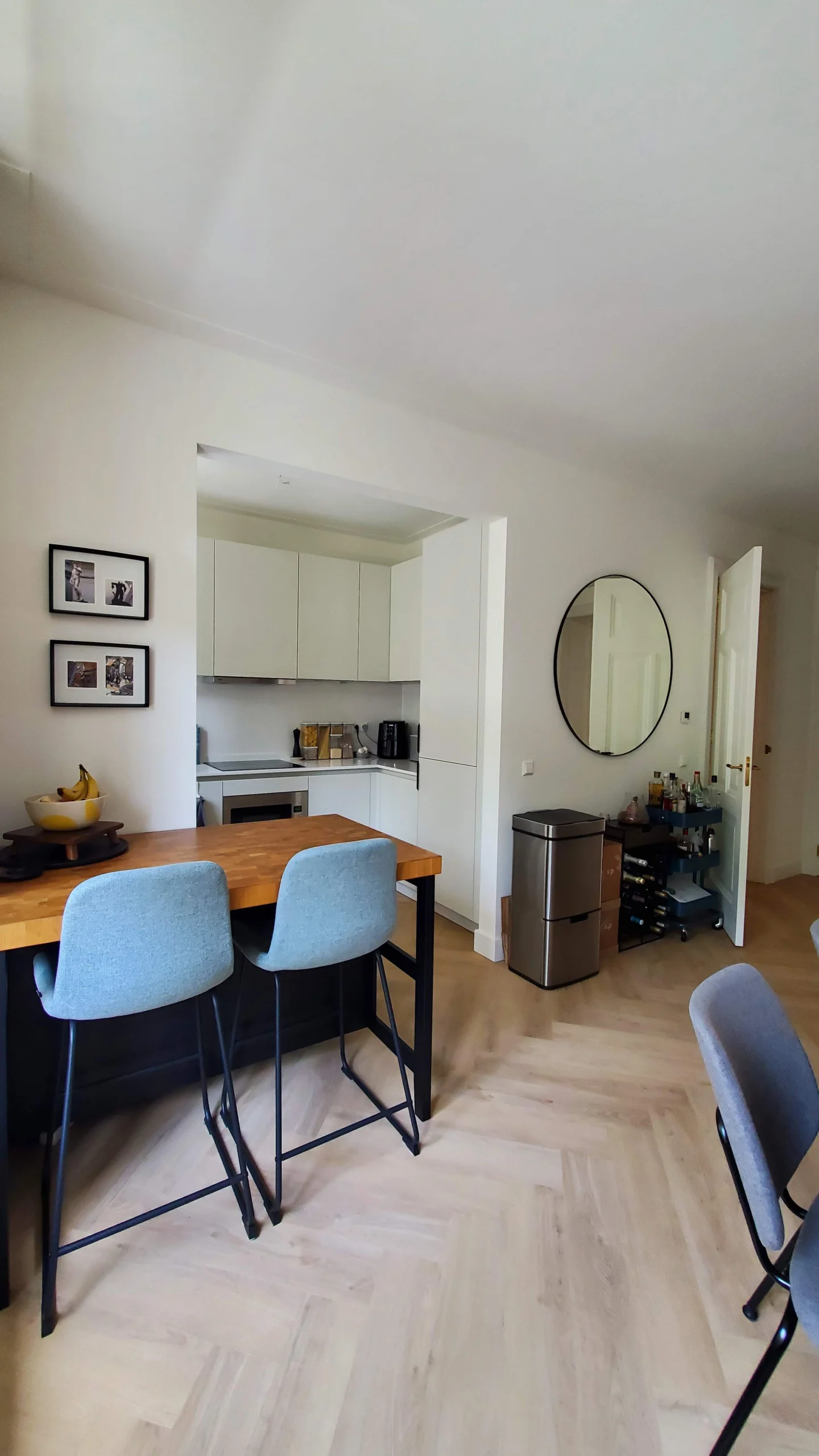Long term roommate in shared apartment | Registration possible