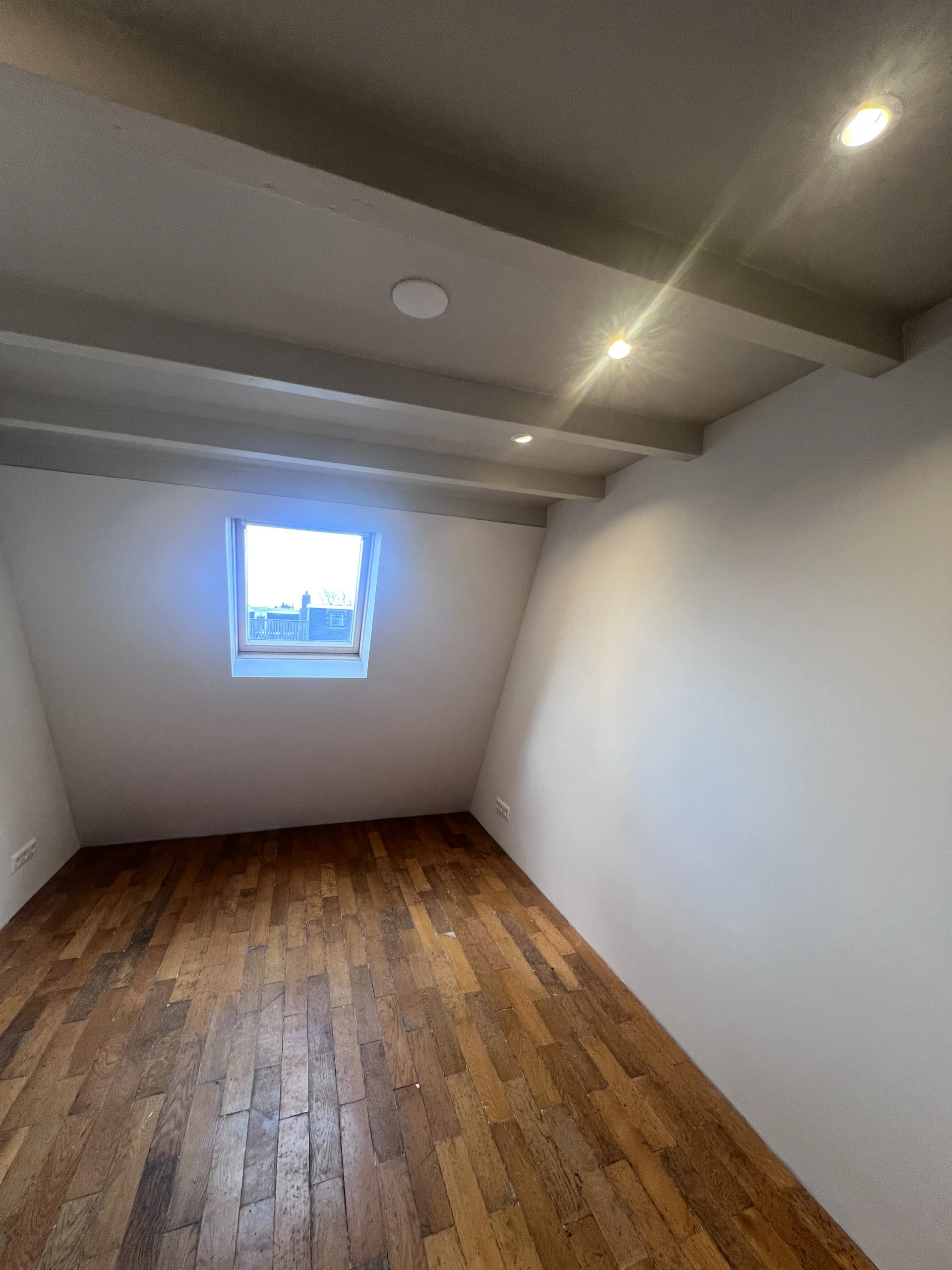 Private attic room available for assertive guy
