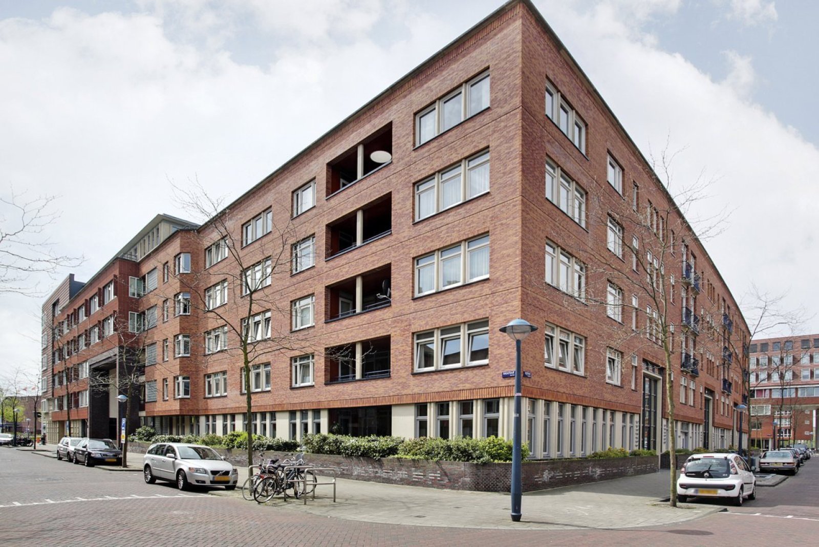 MVGM - Te huur: Eosstraat 143, amsterdam